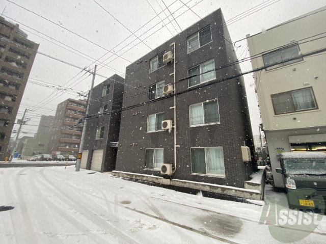 建物外観　札幌市中央区南５条西「ノーブル円山」