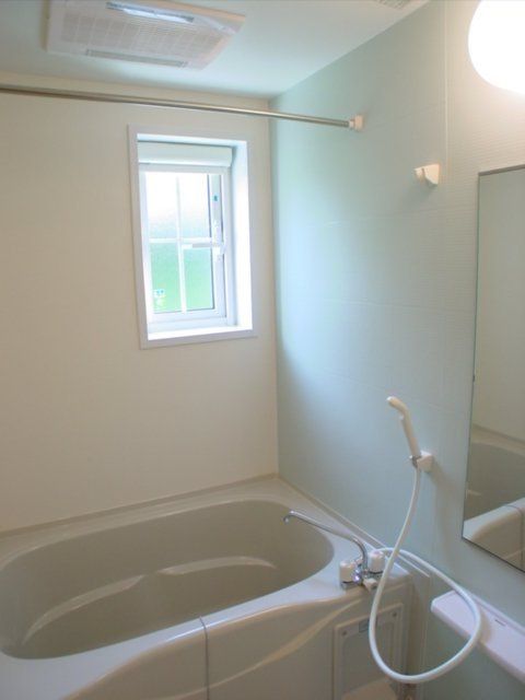 バス・シャワールーム　バス