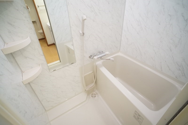 バス・シャワールーム　別号室