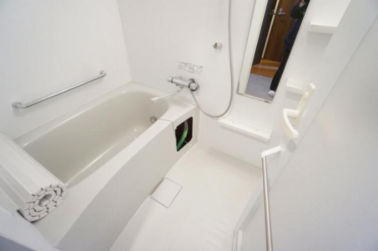 バス・シャワールーム　浴室