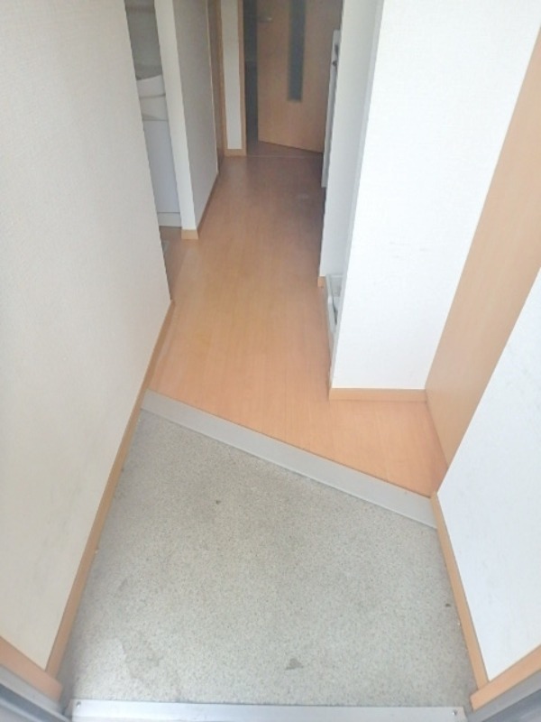 玄関　図面と現状に相違がある場合には現状を優先