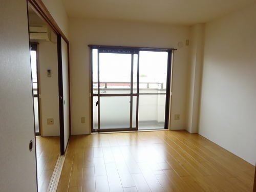 居室・リビング　ゆったりとしたリビングです