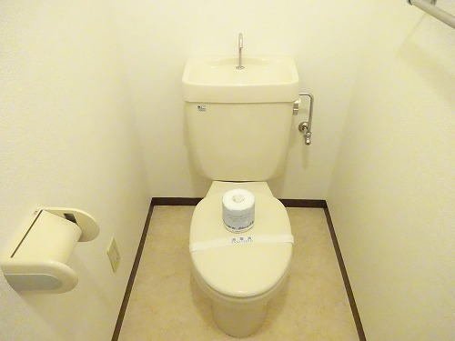 トイレ　コンパクトで使いやすいトイレです