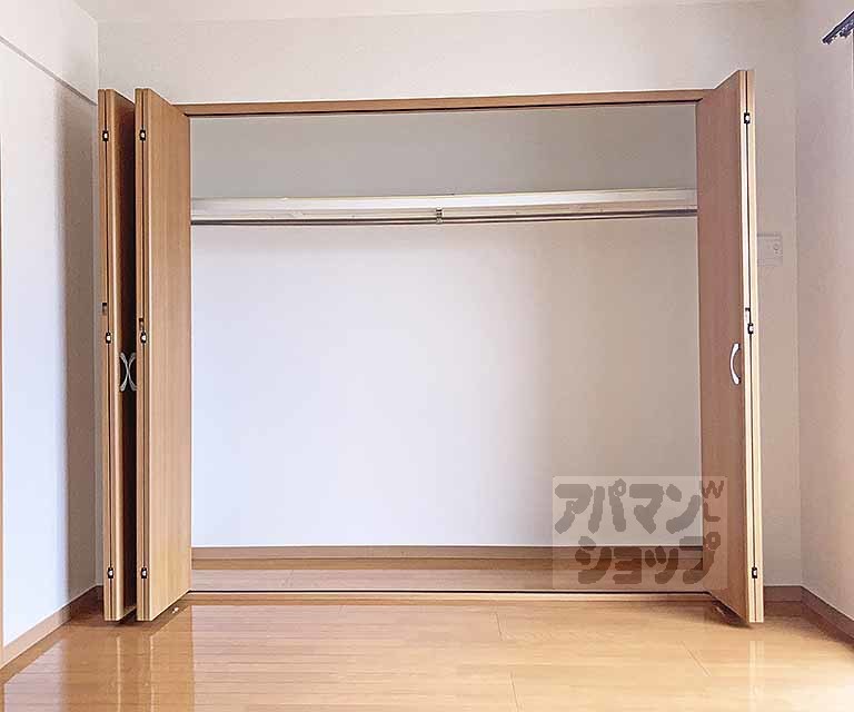 洗面設備　シャンプードレッサー。