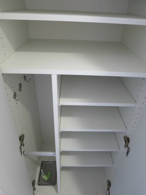 収納　玄関シューズボックスです