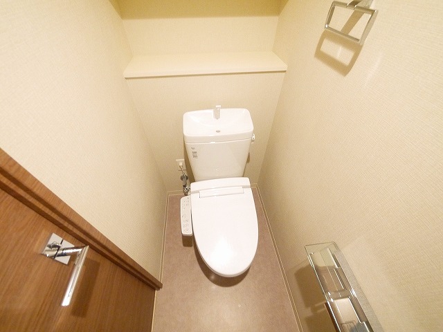 トイレ　トイレもきれいです