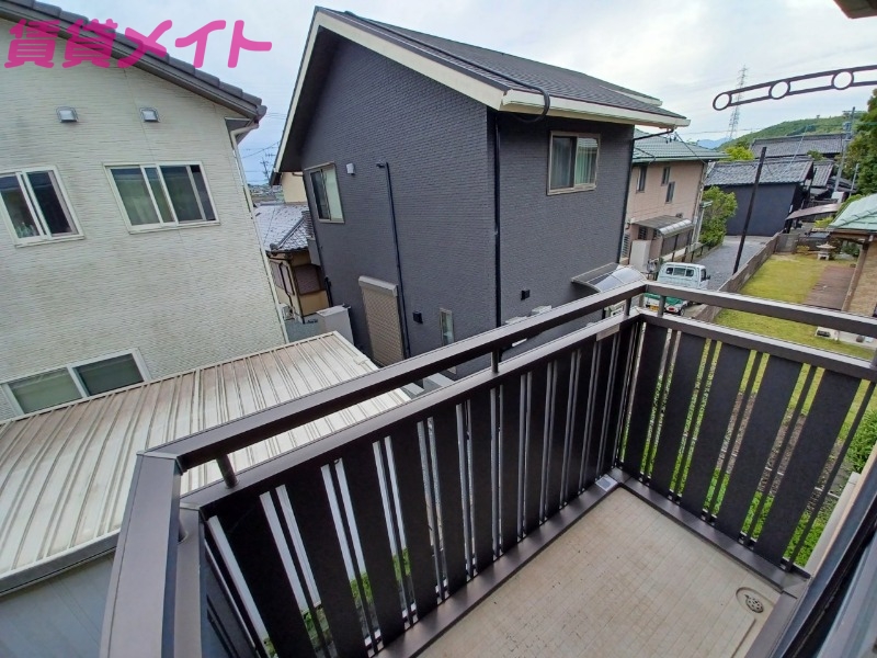 バルコニー　別部屋反転参考写真