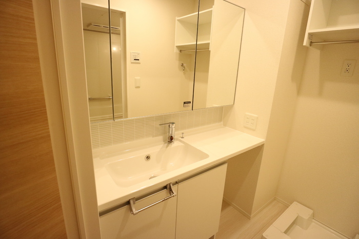 洗面設備　洗髪洗面化粧台