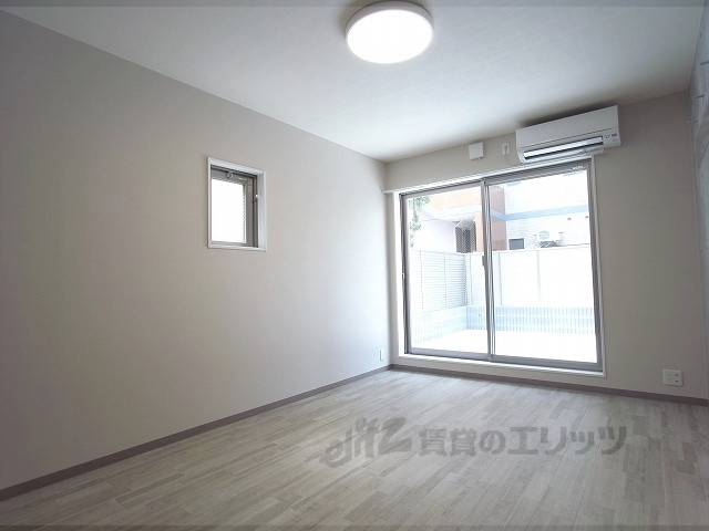 居室・リビング　洋室