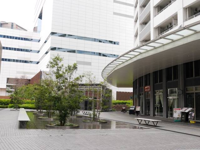 ショッピングセンター　堂島クロスウォーク（ショッピングセンター）まで296m