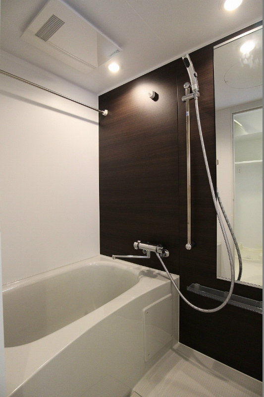 バス・シャワールーム　バスルームです。※参考写真です。