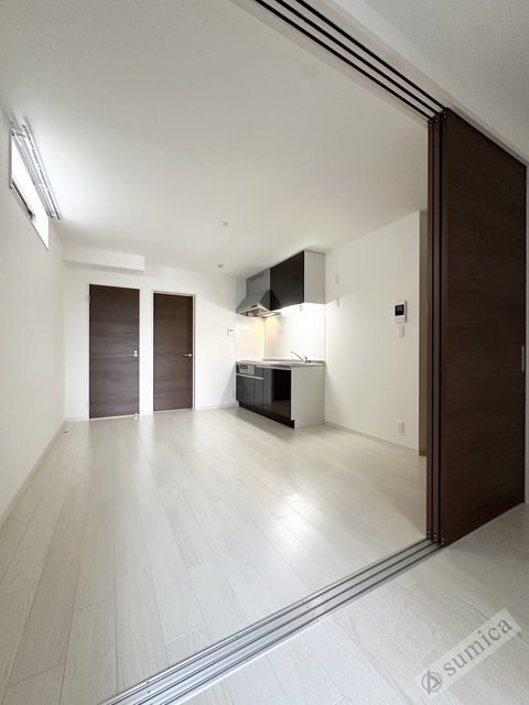 居室・リビング　ネットは無料で利用可能です♪