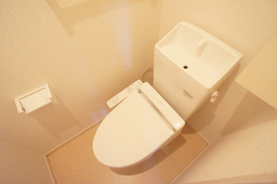 トイレ　シャワー付きトイレ