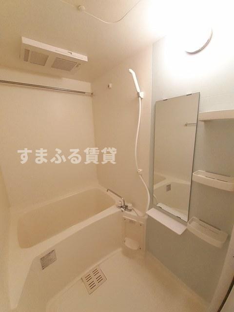 バス・シャワールーム　同仕様　同施工会社　風呂