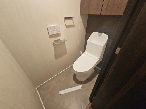 トイレ　シャワー付トイレ