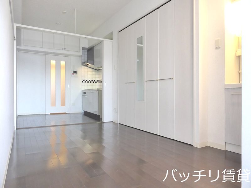 居室・リビング　※同型タイプの画像。現状を優先いたします。