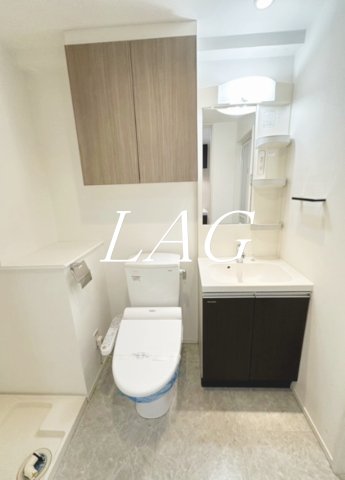 洗面設備　独立洗面台です。