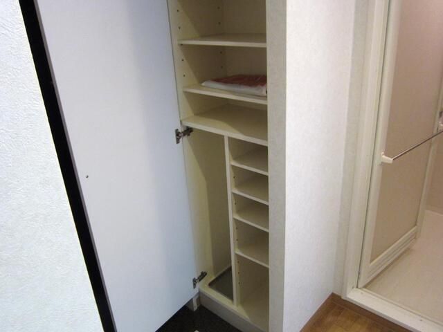 収納　ちょっとした収納スペースも充実しています