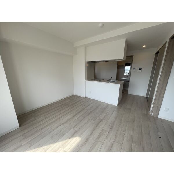 居室・リビング　広々とした洋室です