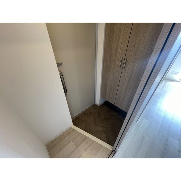 玄関　きれいな玄関です