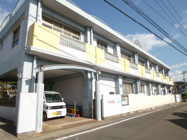 幼稚園・保育園　諏訪保育園（幼稚園・保育園）まで560m