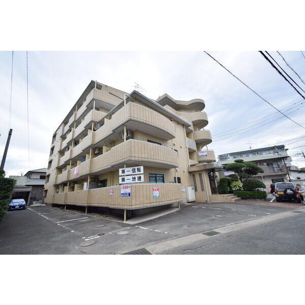 建物外観　現状優先とし写真は参照とする。