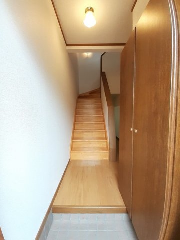 玄関　明るい玄関です