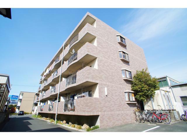 建物外観　駐車場