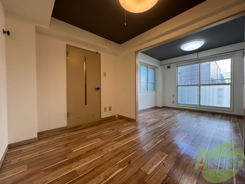 居室・リビング　広くてキレイなお部屋が広がっていて、充実した生活が送れそう。