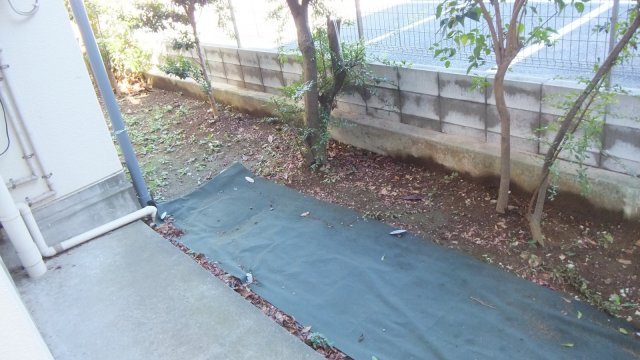 バルコニー　テラス広いです