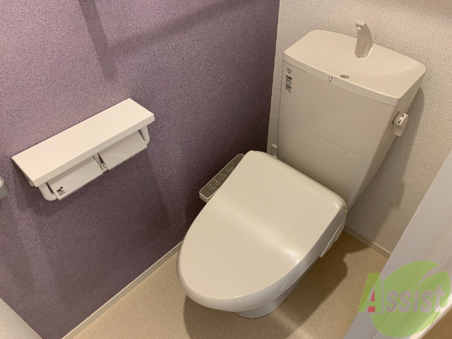 トイレ　ウォシュレット付きのトイレです。シャワートイレは日本の宝。