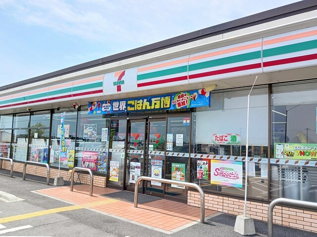 コンビニ　セブンイレブン（コンビニ）まで180m