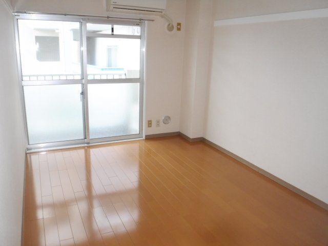 居室・リビング　他のお部屋の参考写真となります。