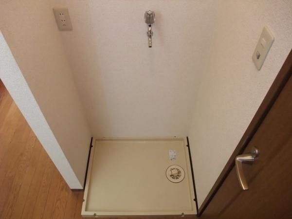 その他設備　★嬉しい室内洗濯機置き場です★