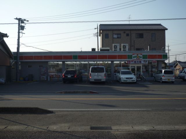 コンビニ　サンクス（コンビニ）まで400m