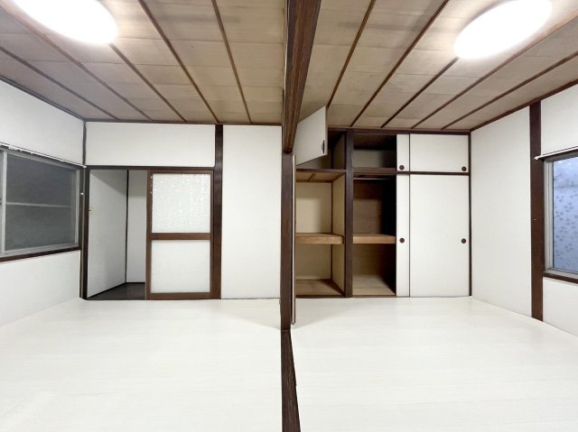 収納　収納たっぷりの2階です。