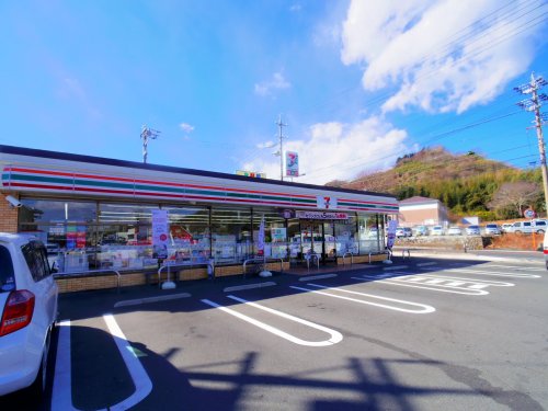 コンビニ　セブンイレブン 清水由比神沢店（コンビニ）まで295m