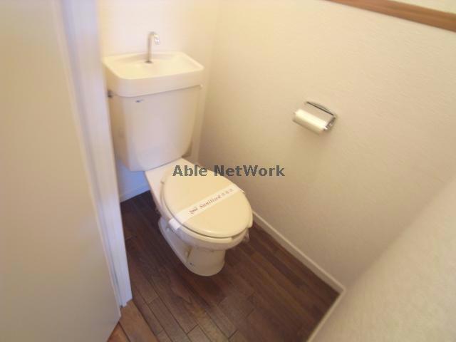 トイレ　※同物件別部屋写真