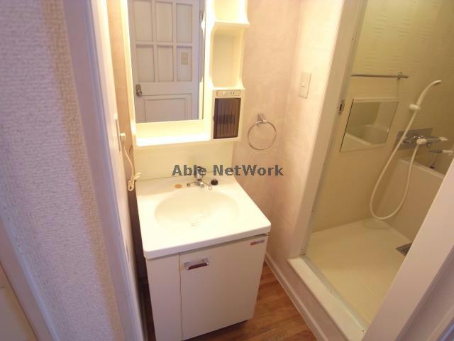 洗面設備　※同物件別部屋写真