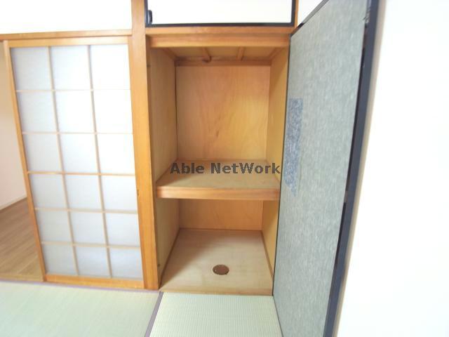 収納　※同物件別部屋写真