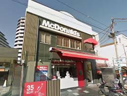 飲食店　マクドナルド牛田駅前店（飲食店）まで765m