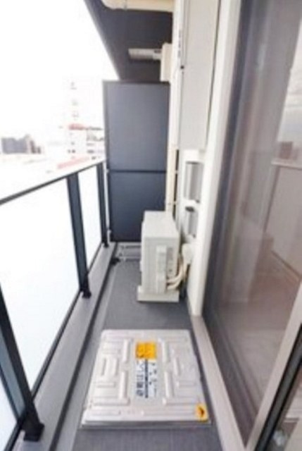 バルコニー　別部屋同仕様タイプ