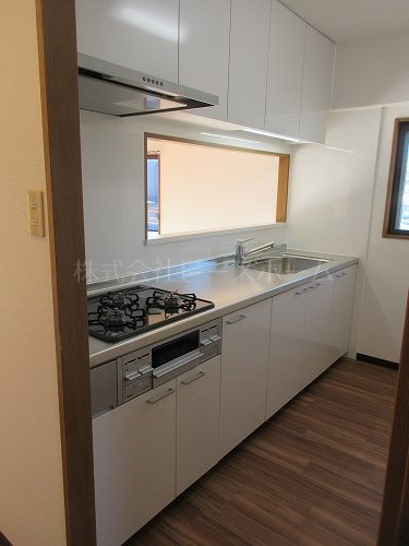 キッチン　※別号室参考写真