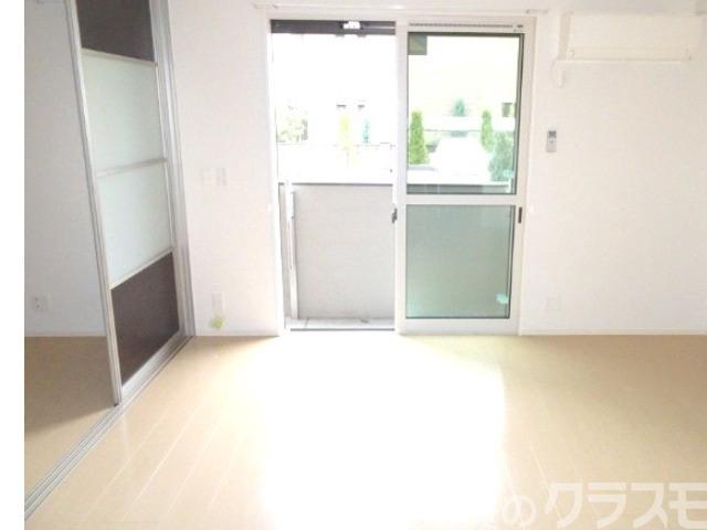 居室・リビング　明るいお部屋です♪