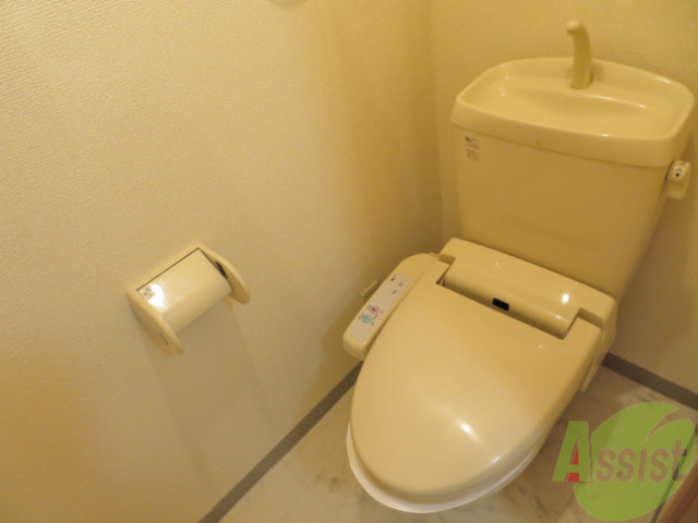 トイレ　こちらはトイレです。清潔感があり、安心して使用できます。