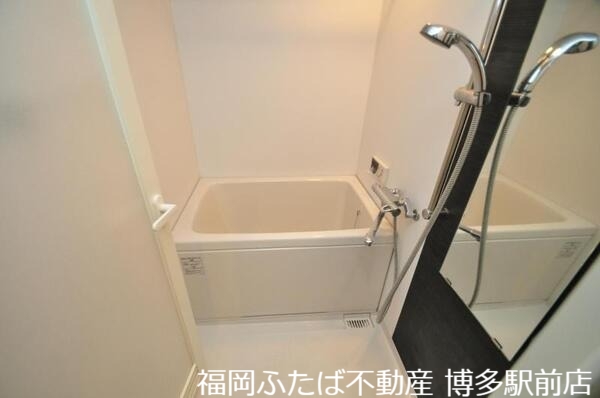 バス・シャワールーム　※同型シリーズ写真です　現況優先