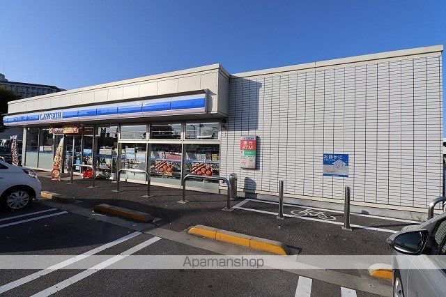 コンビニ　ローソン（コンビニ）まで382m