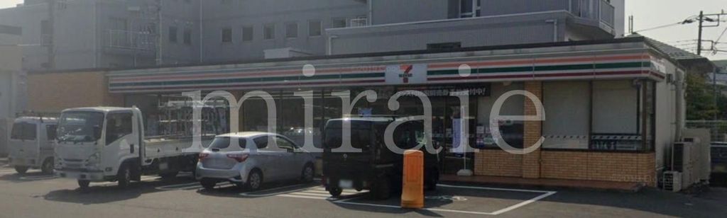 コンビニ　セブンイレブン相模原東林間3丁目店（コンビニ）まで140m