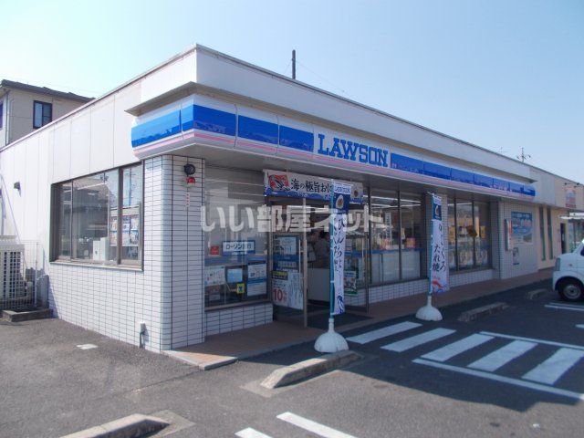コンビニ　ローソン 名張鴻之台三番町店（コンビニ）まで261m