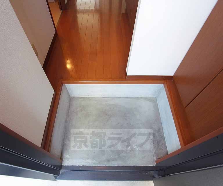 玄関　・お部屋探しは京都ライフまで・